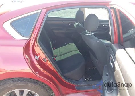 2015 Nissan Altima 2.5 S из США, поврежденный, VIN 1N4AL3APXFC577852